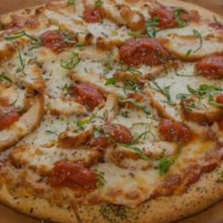 SM CHICKEN PARM PIZZA