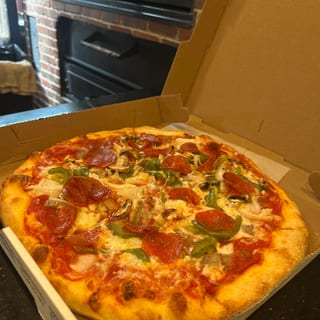 SM SUPREME PIE PIZZA