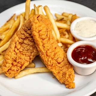 KIDS CHICKEN FINGER WITH FRENCH FRIES