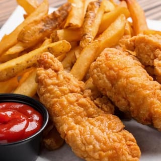 CHICKEN TENDERS & FRENCH FRIES