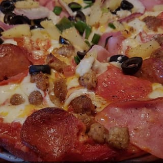 SM MEAT LOVERS PIE PIZZA